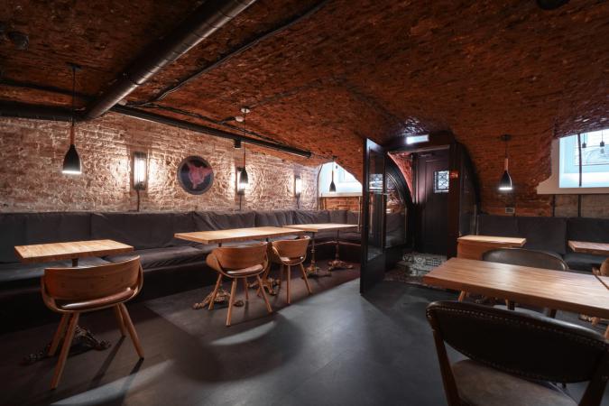 bar_jekyll_and_hide_photo_5