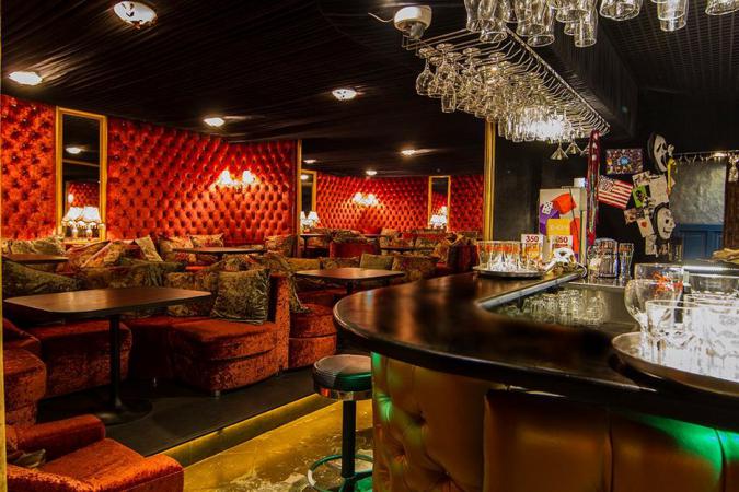 restaurant_parkking_photo_1